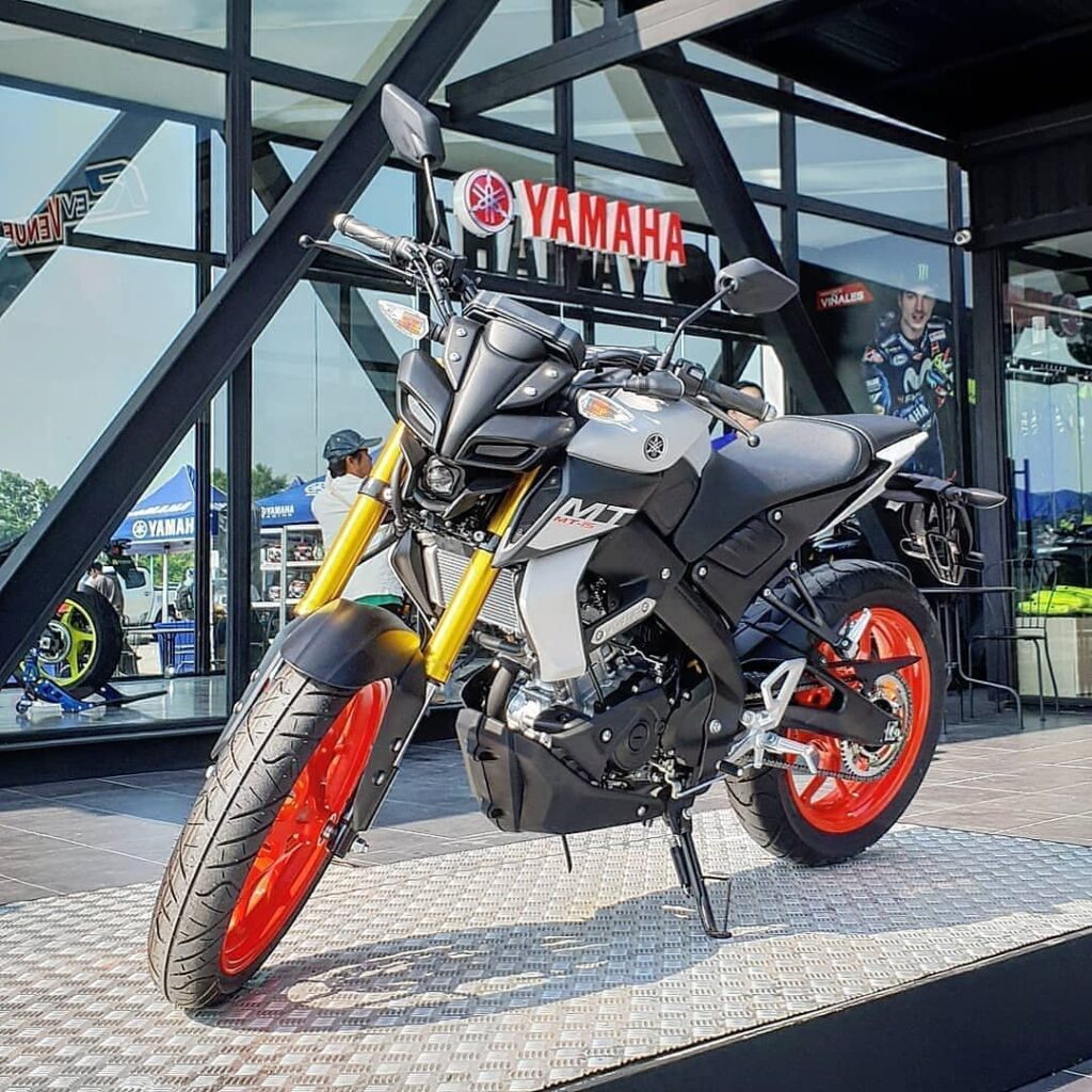 Yamaha MT-15