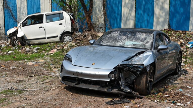 Porsche Crash